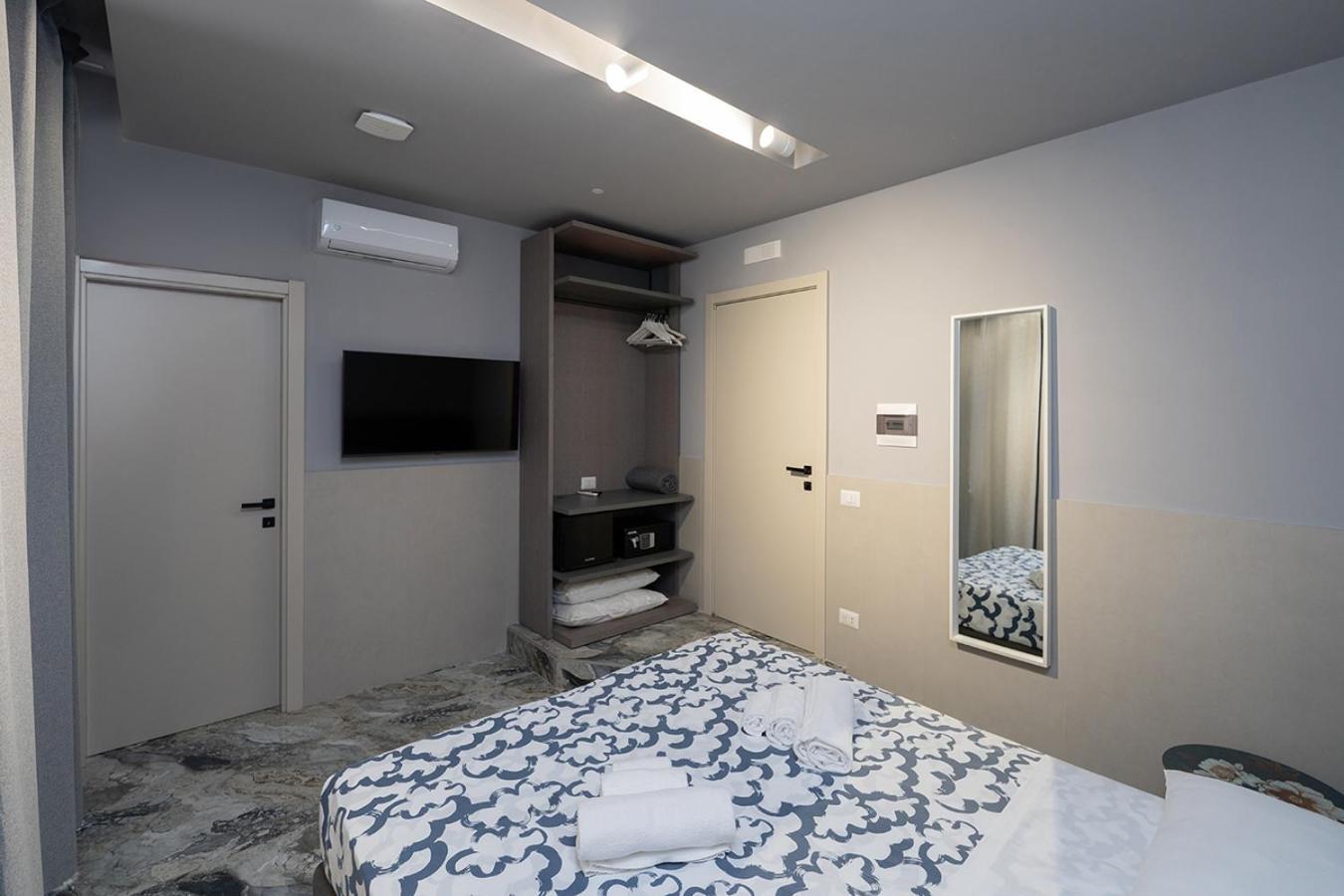 Mia Suites Hotel Bella Capri Napoli Ngoại thất bức ảnh